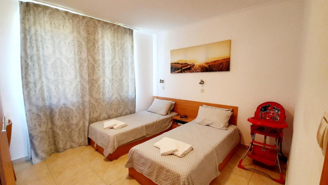 Relax From The Paradise In The Heart Of Sveti Vlas Bagian luar foto
