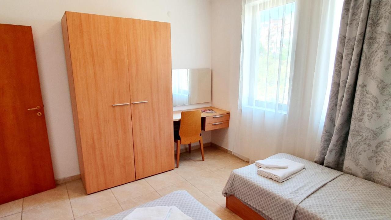 Relax From The Paradise In The Heart Of Sveti Vlas Bagian luar foto